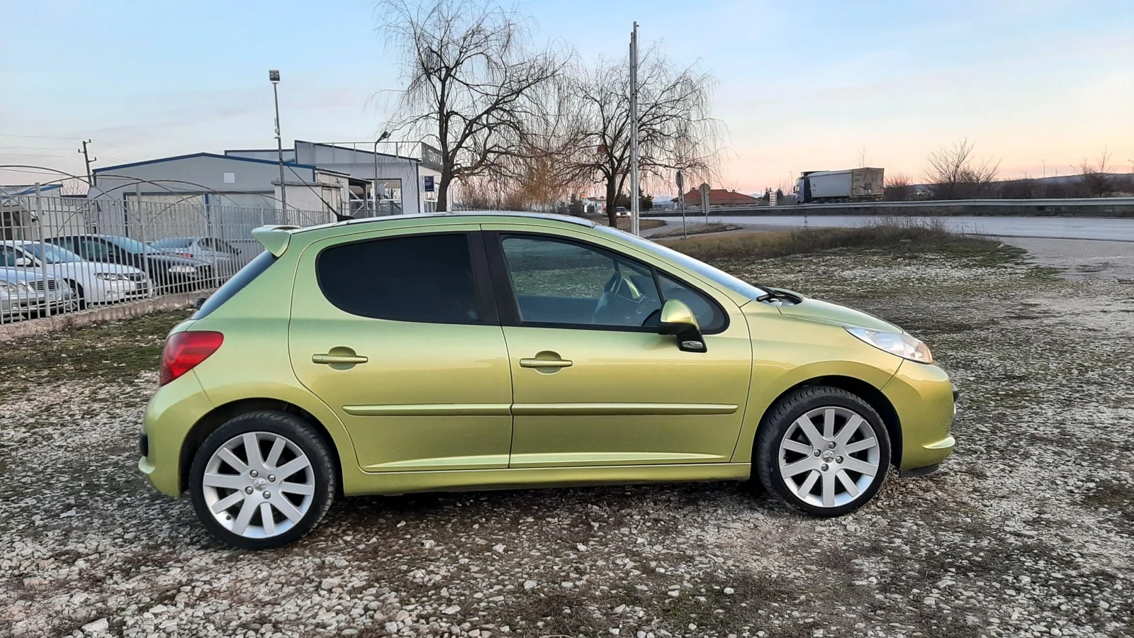 Peugeot 207 1.6T - изображение 6