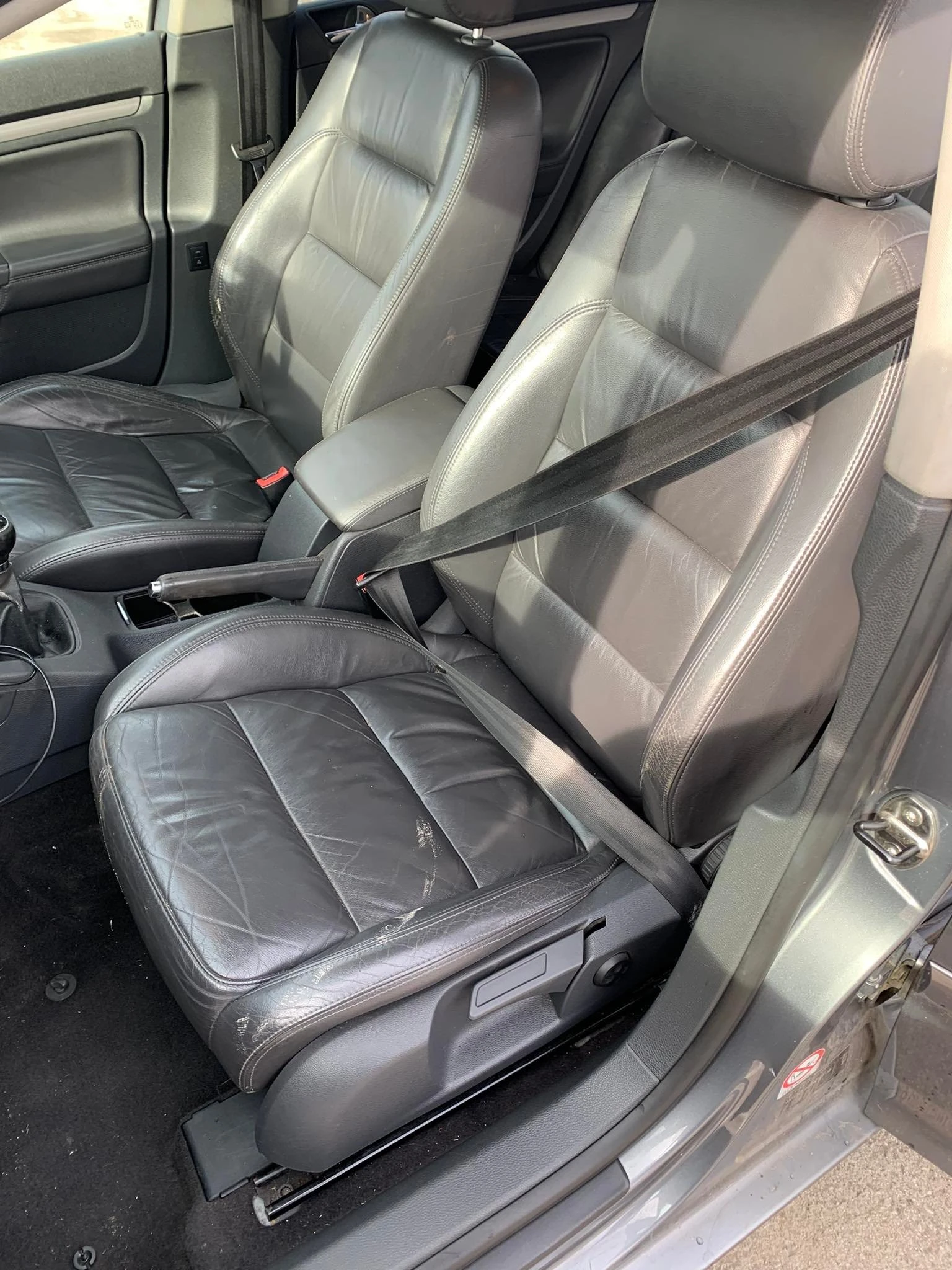 VW Golf 2.0 FSI | Mobile.bg — изображение 12