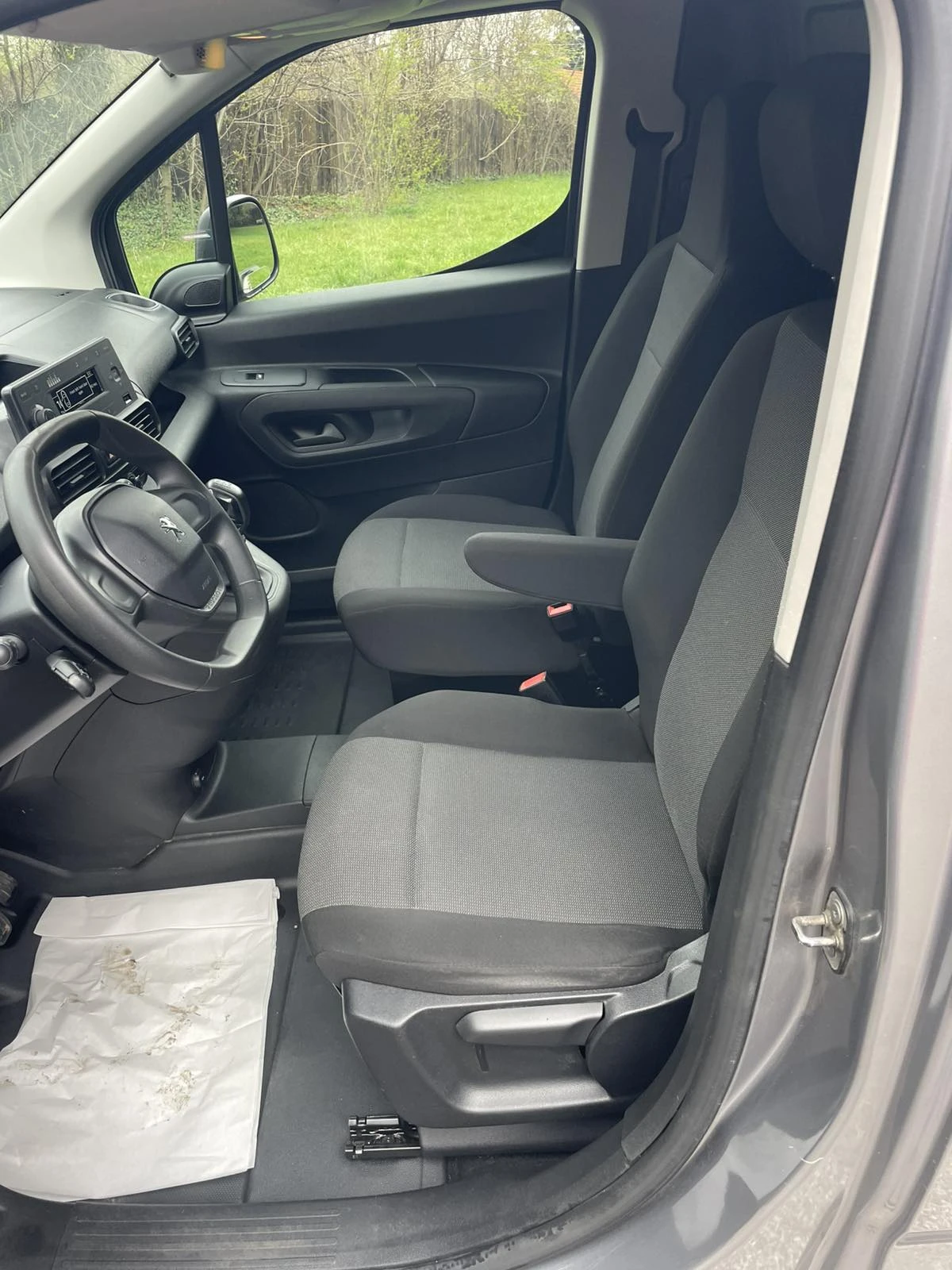Peugeot Partner 1, 5 Blue HDI - изображение 10