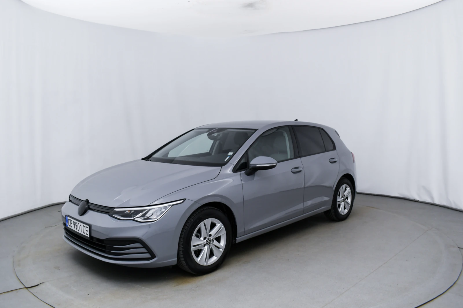 VW Golf 8 1.5 eTSI OPF DSG - изображение 4