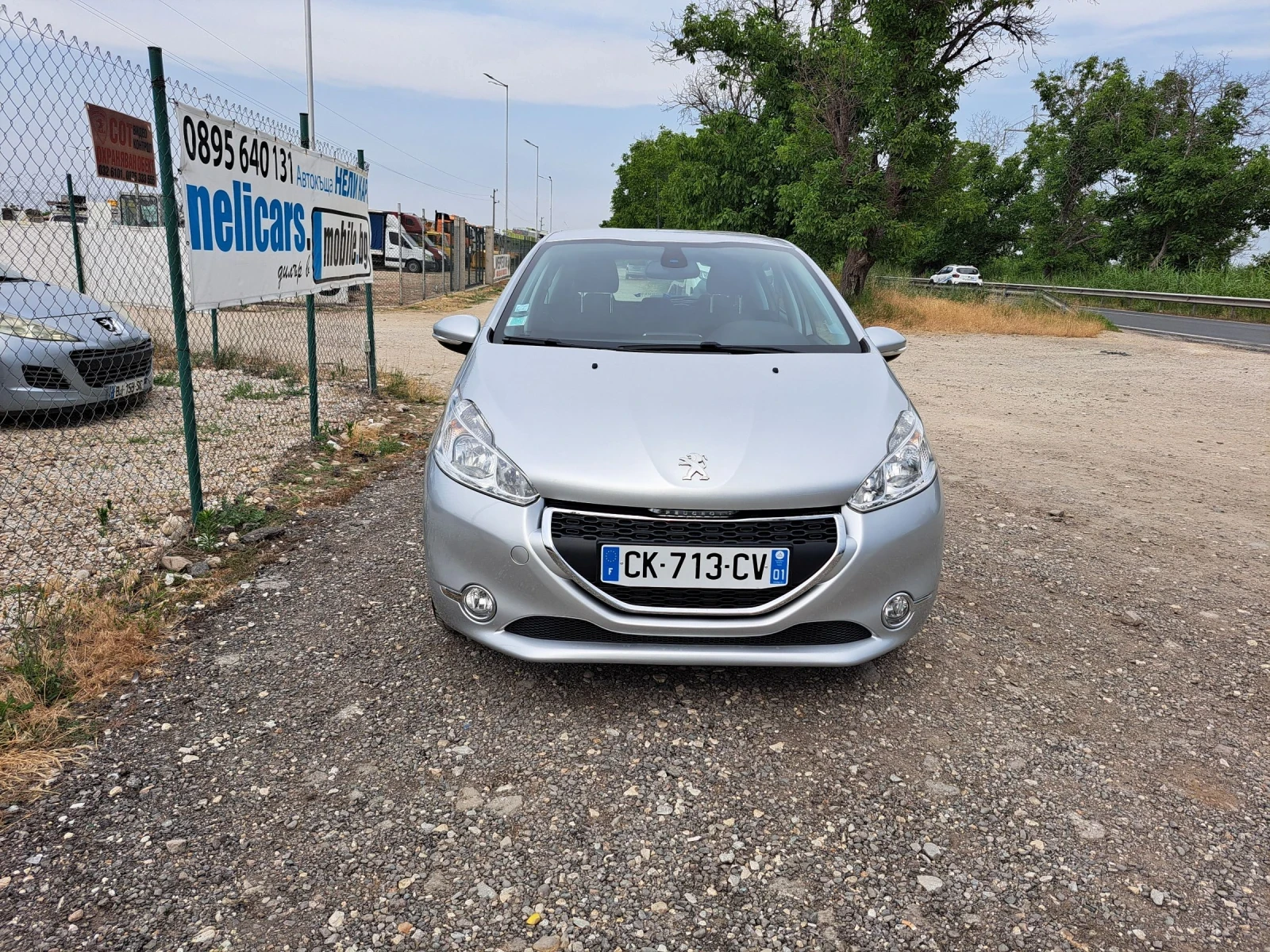 Peugeot 208 1.6 HDI - изображение 2