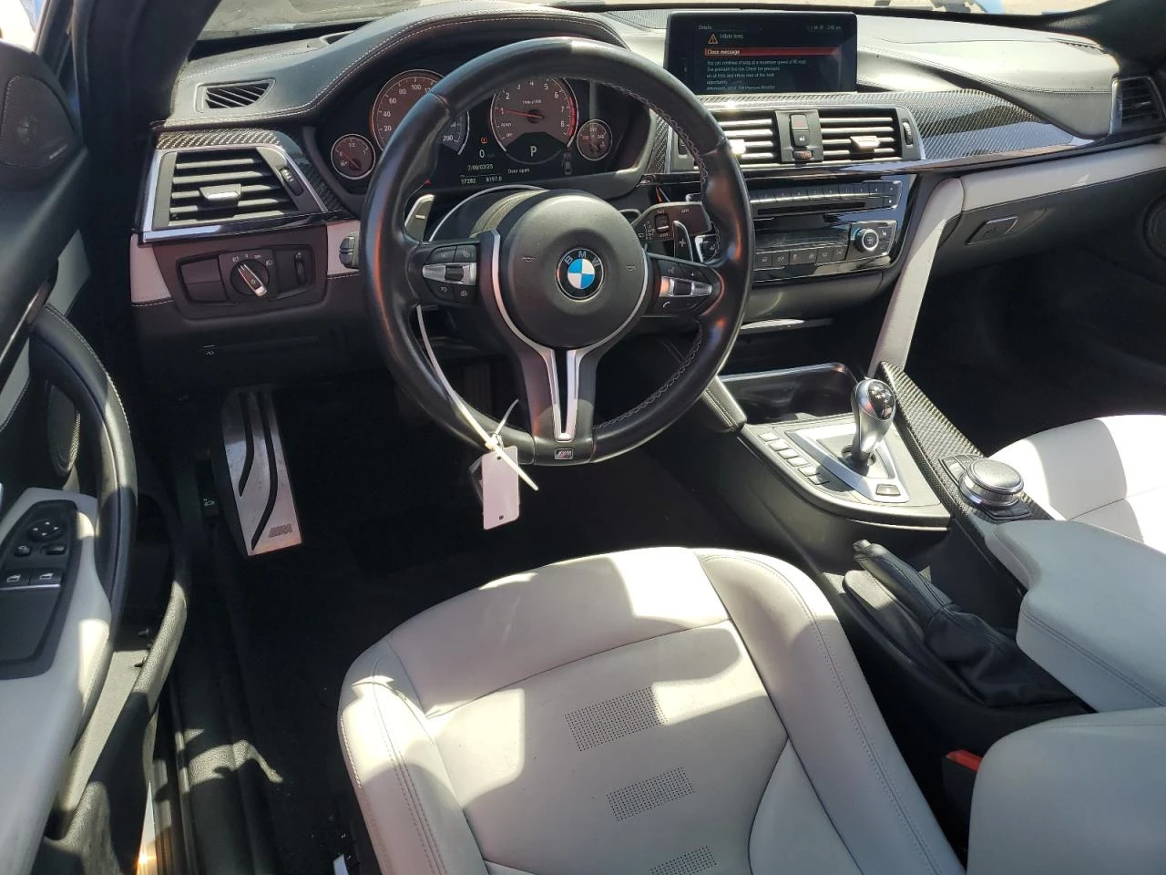 BMW M4 Base - изображение 8