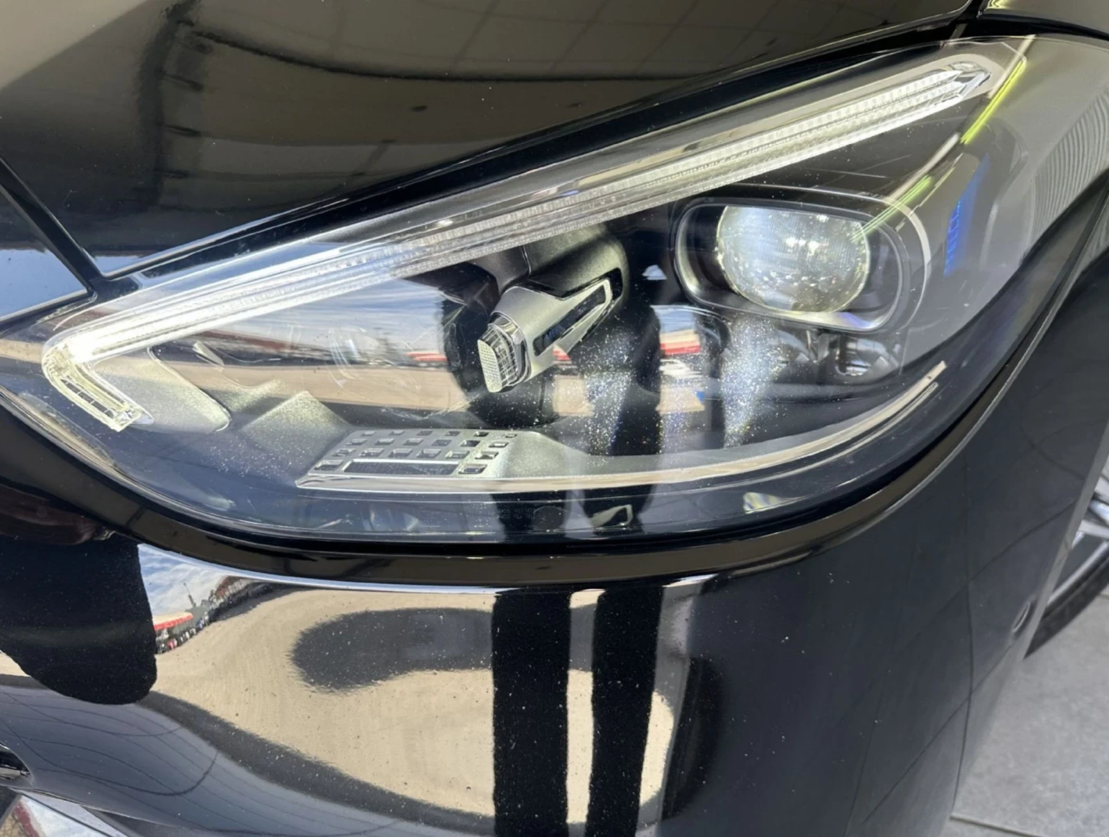 Mercedes-Benz C 300 e.AMG.KAMERA.LED.NAVI.PANORAMA.AMG - изображение 3