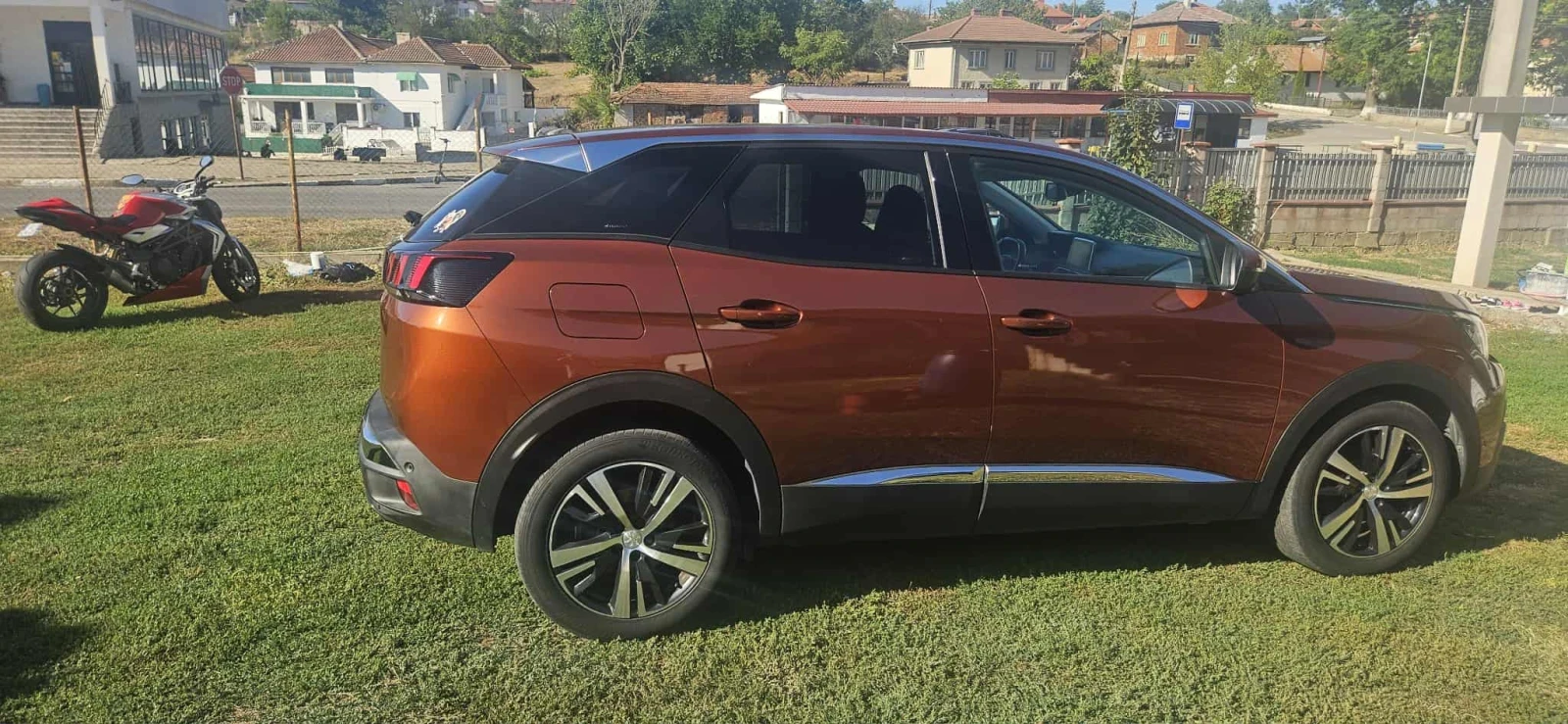 Peugeot 3008 1.5 HDI  - изображение 4