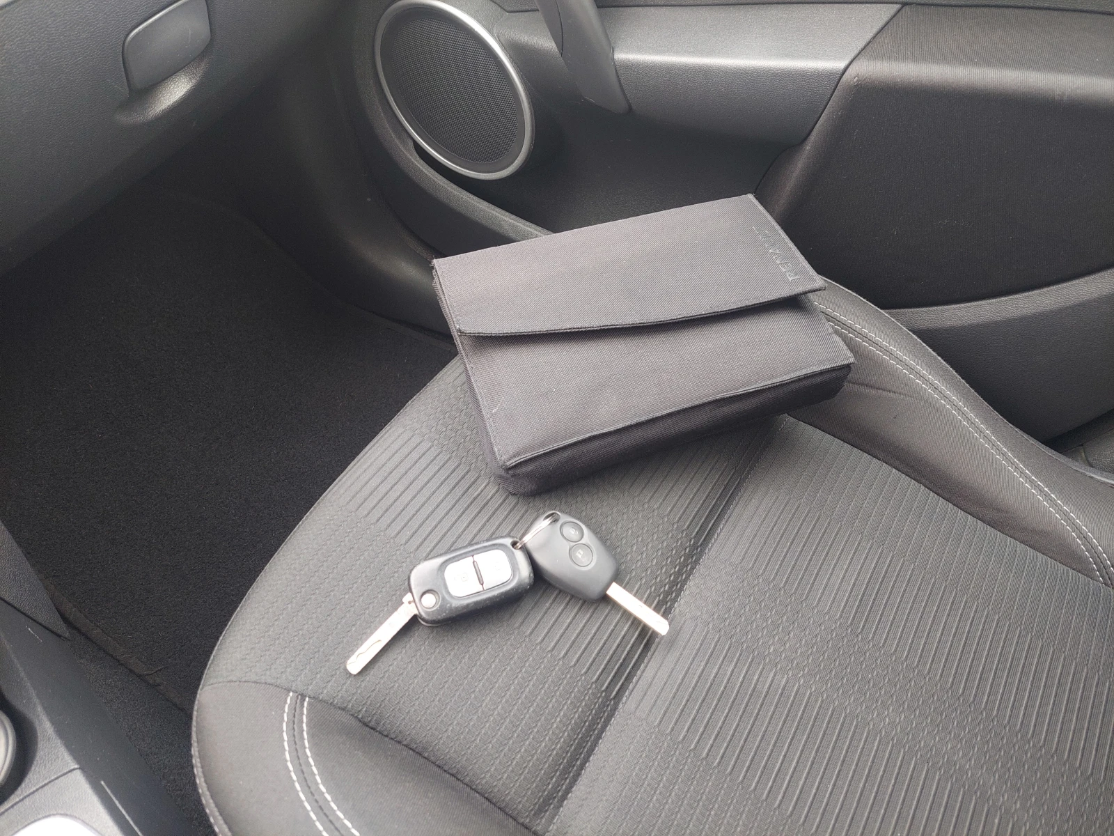 Renault Clio 1.5DCI EU5  | Mobile.bg   15