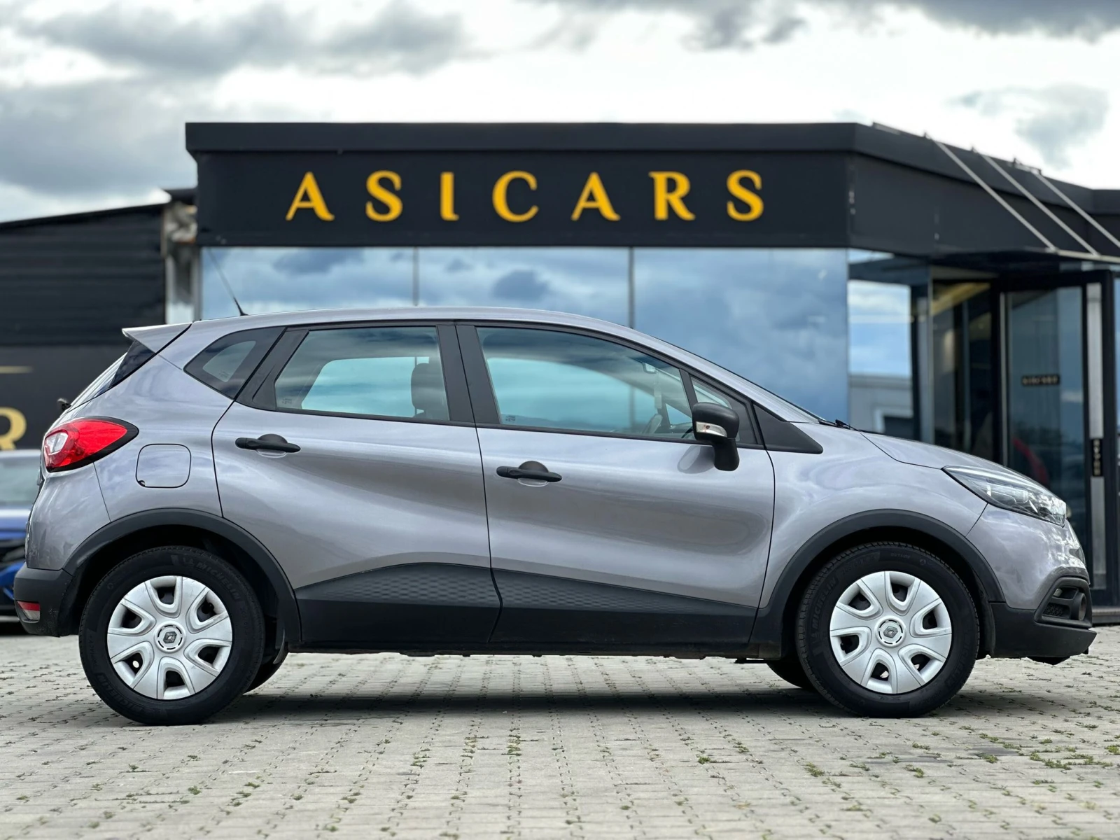 Renault Captur / 1.5 DCI / EURO 5 / TOP / - изображение 6