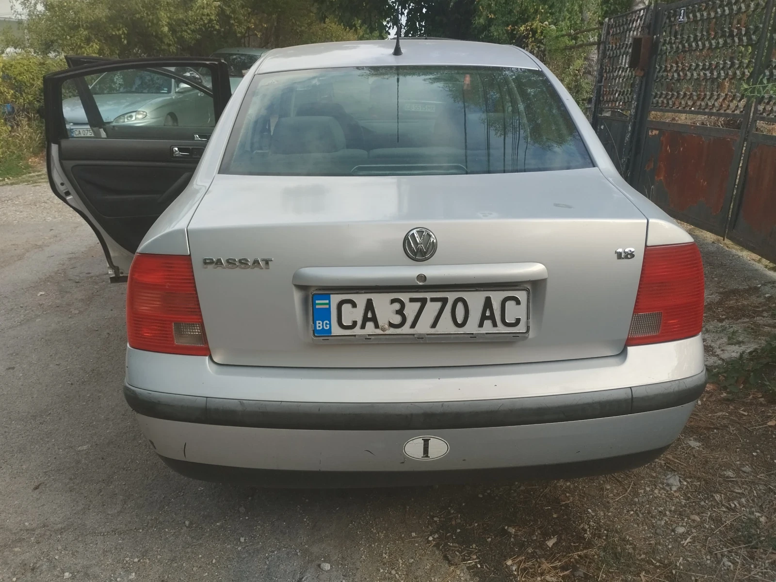 VW Passat  - изображение 2