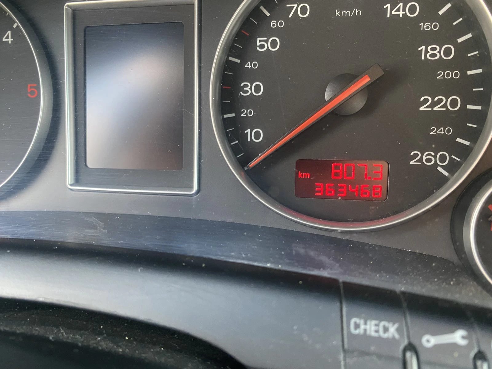 Audi A4  - изображение 6