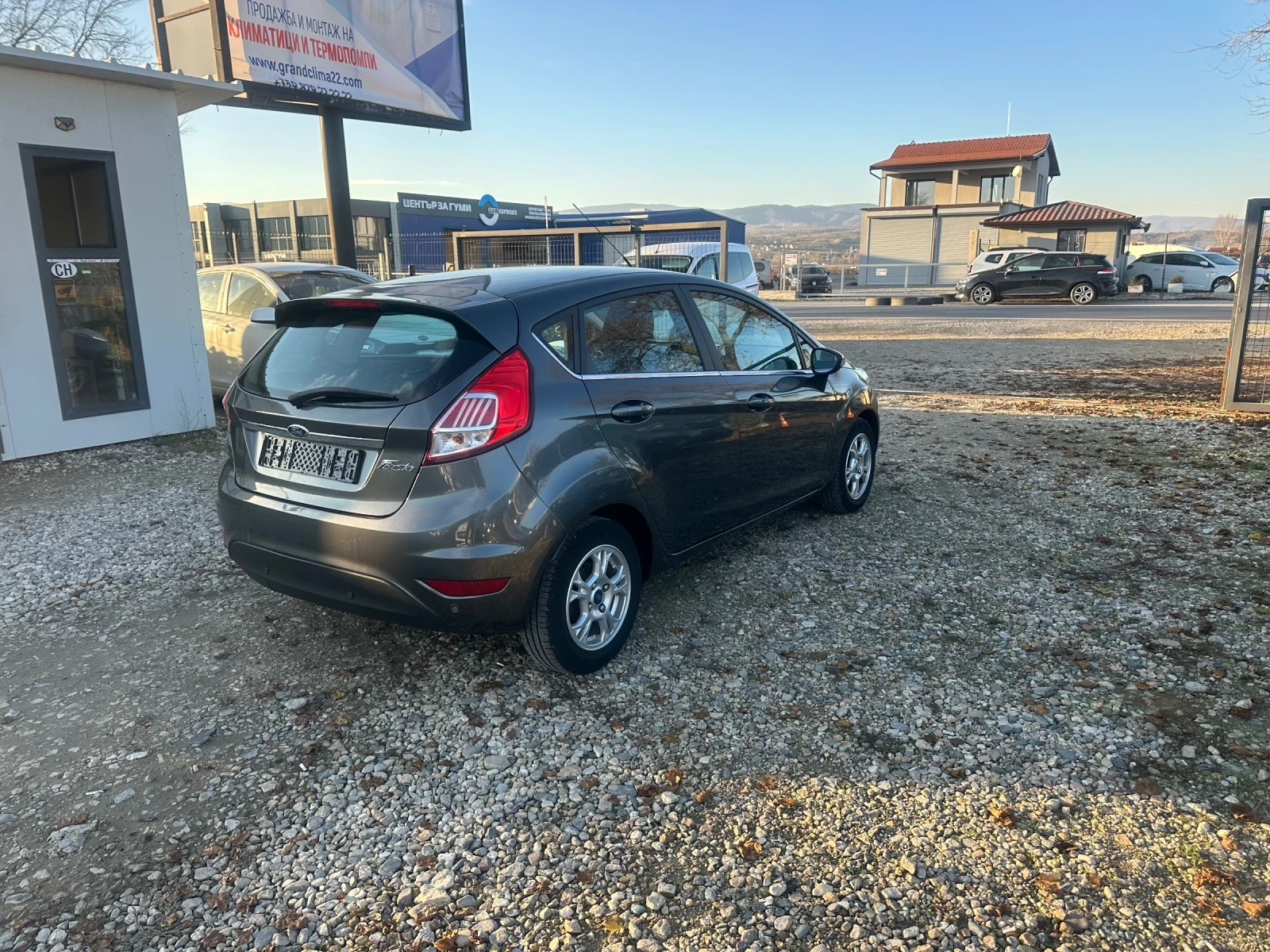 Ford Fiesta  - изображение 4