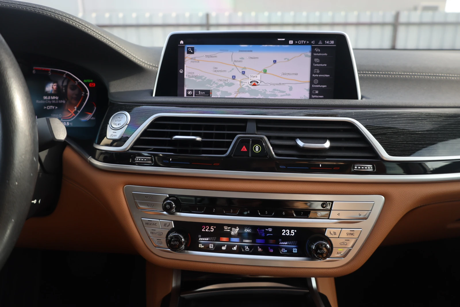 BMW 740 d xDrive KeyGO MASSAGE LASER SoftCl 360 HlK iCarbg | Mobile.bg � ����������� 12