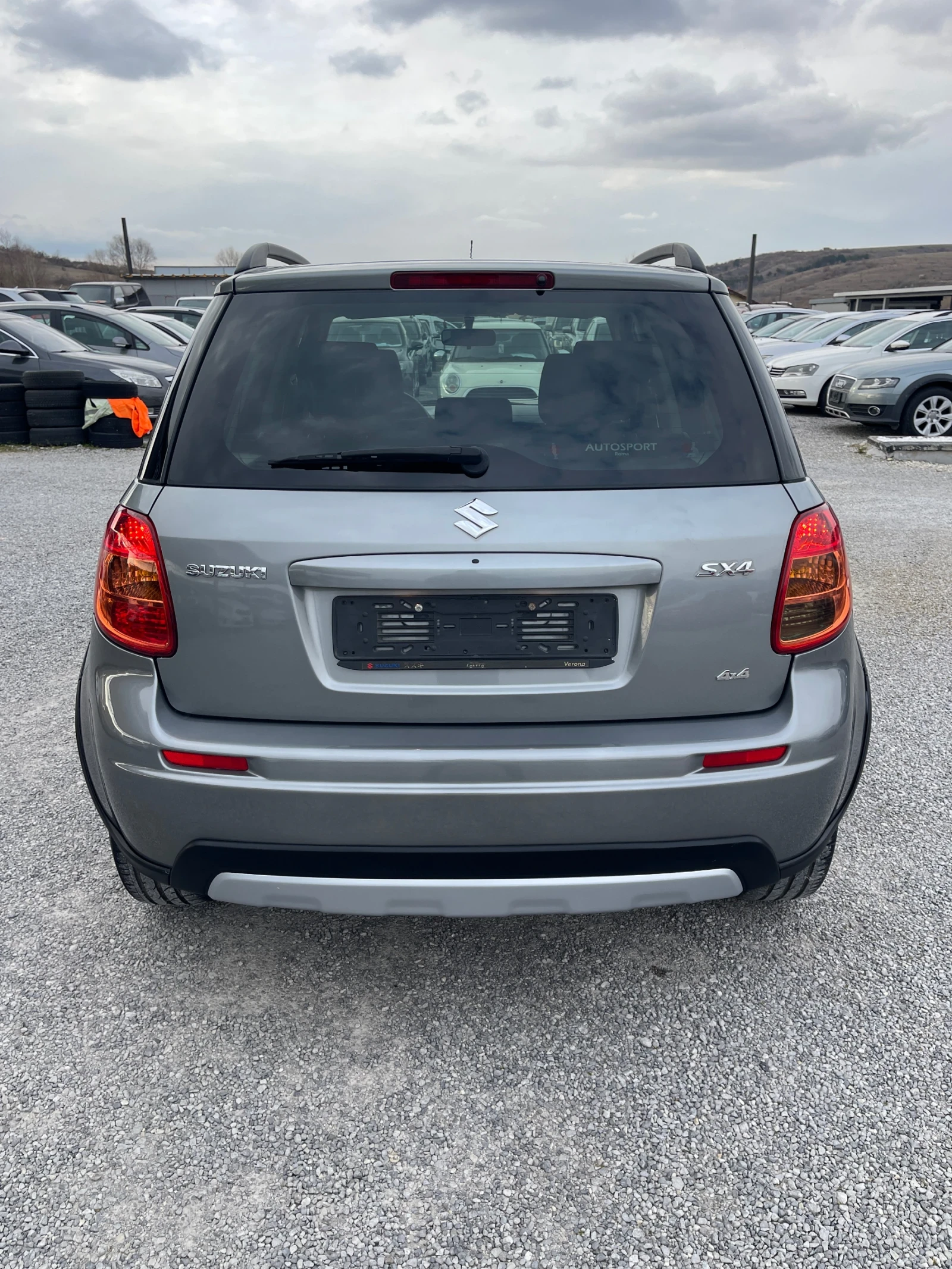 Suzuki SX4 FaceLift! 4x4!! 41k KM!!!, снимка 5 - Автомобили и джипове - 53956912