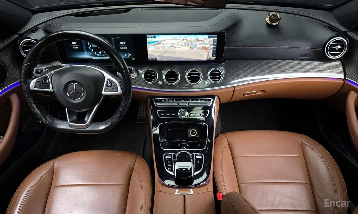 Mercedes-Benz E 300 AMG* DIGITAL* ПАМЕТ* КАМЕРА* HEADUP* PANO, снимка 8 - Автомобили и джипове - 53960491