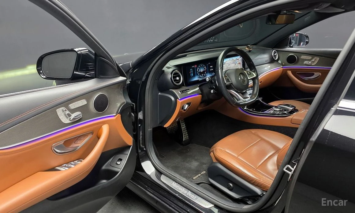 Mercedes-Benz E 300 AMG* DIGITAL* ПАМЕТ* КАМЕРА* HEADUP* PANO, снимка 11 - Автомобили и джипове - 53960491