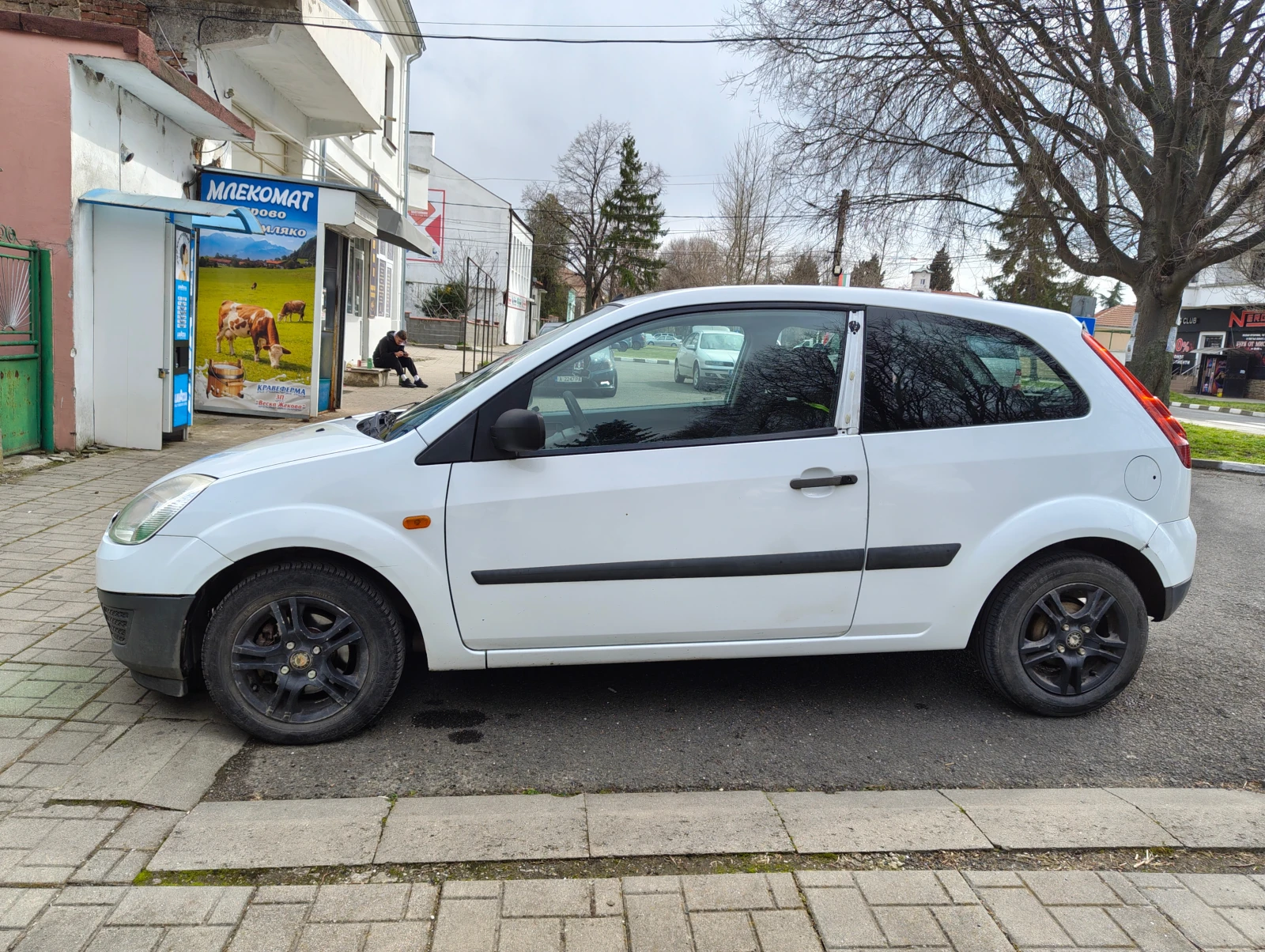 Ford Fiesta, снимка 3 - Автомобили и джипове - 54034056