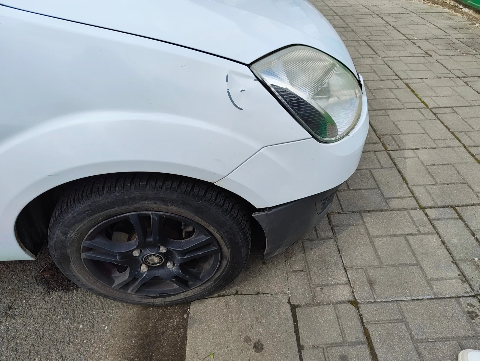 Ford Fiesta, снимка 5 - Автомобили и джипове - 54034056