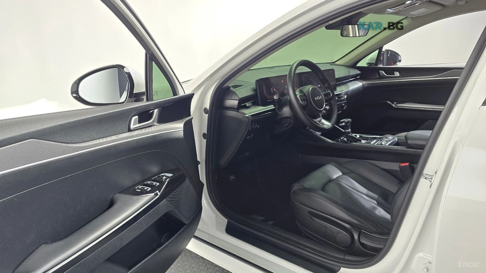 Kia K5 TRENDY* LPG* ПОДГРЕВ* КАМЕРА* KEYLESS* , снимка 8 - Автомобили и джипове - 54711013
