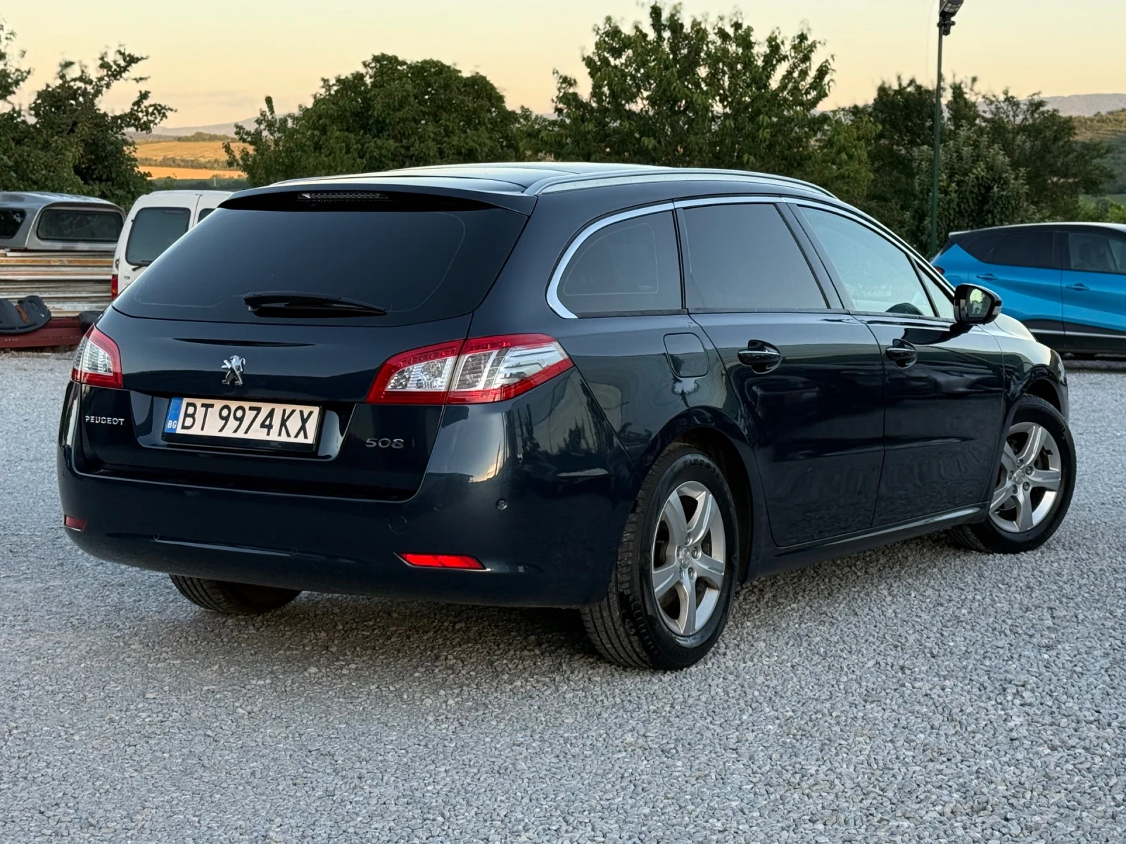Peugeot 508 1.6 HDI ПАНО НАВИ КАСКО + ОБСЛУЖВАНЕ , снимка 2 - Автомобили и джипове - 55138785