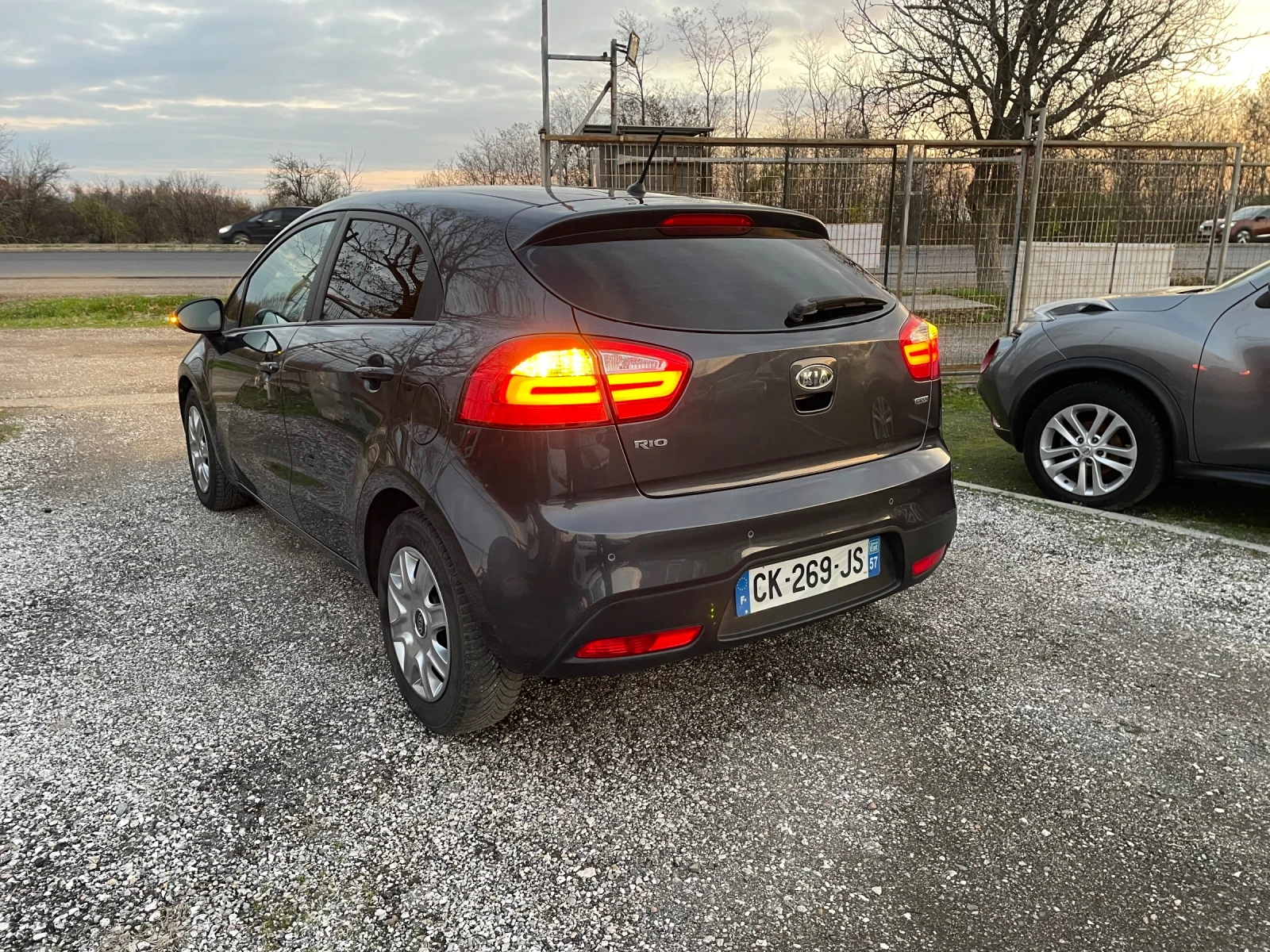 Kia Rio 1.4 CRDI.90K, снимка 5 - Автомобили и джипове - 55183978