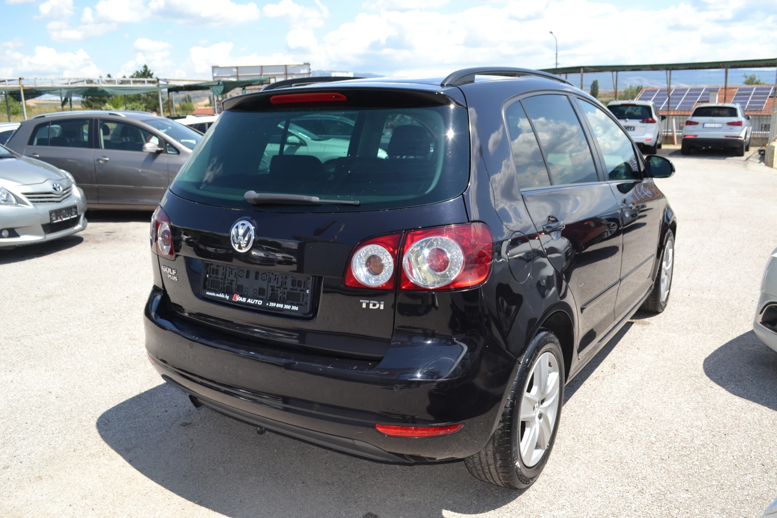 VW Golf Plus 1.6TDI, снимка 5 - Автомобили и джипове - 55185577
