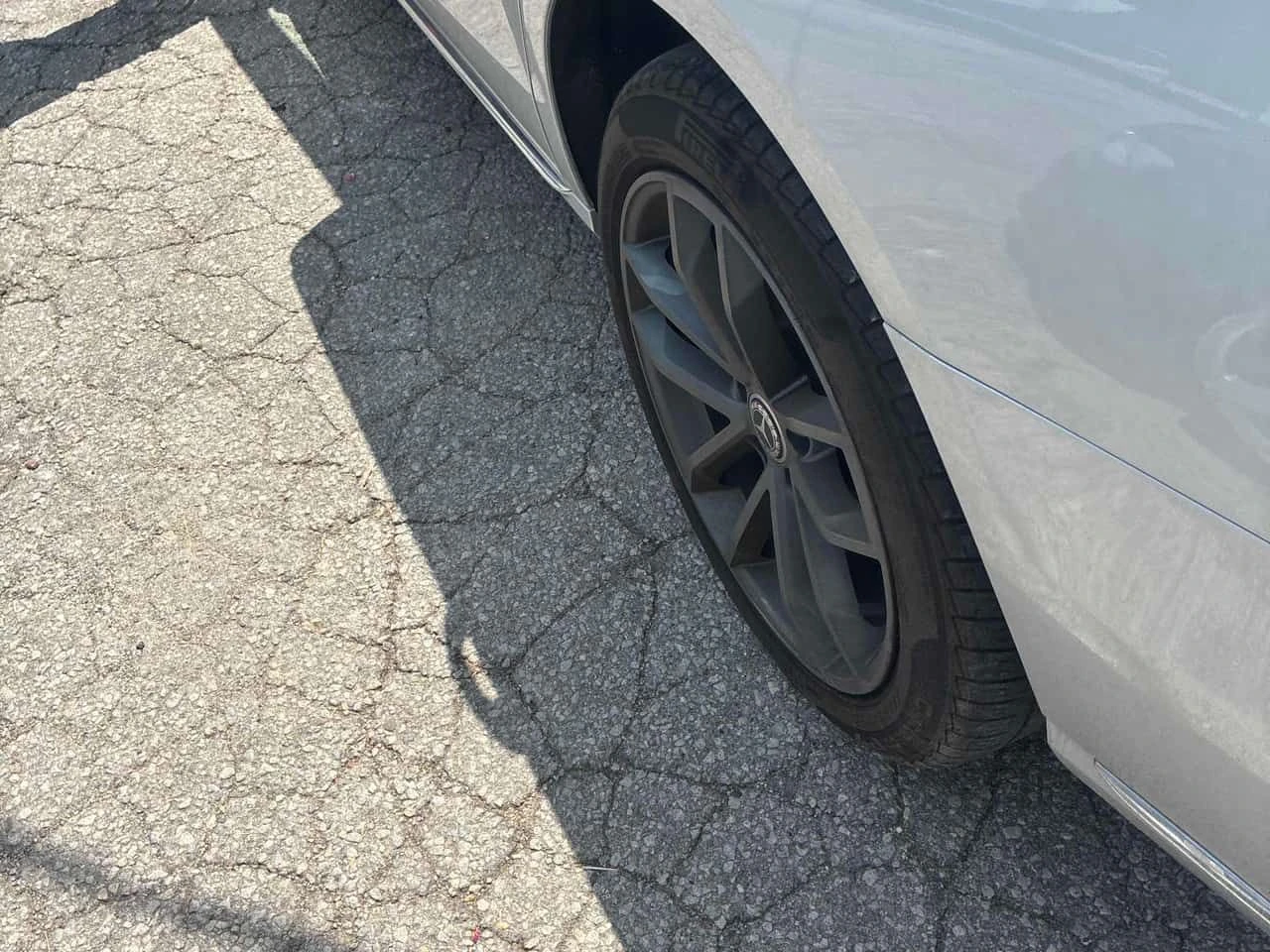 Mercedes-Benz E 300 * CARFAX * BURMESTER * ПАНОРАМА * ПОДГРЕВИ, снимка 12 - Автомобили и джипове - 55257793