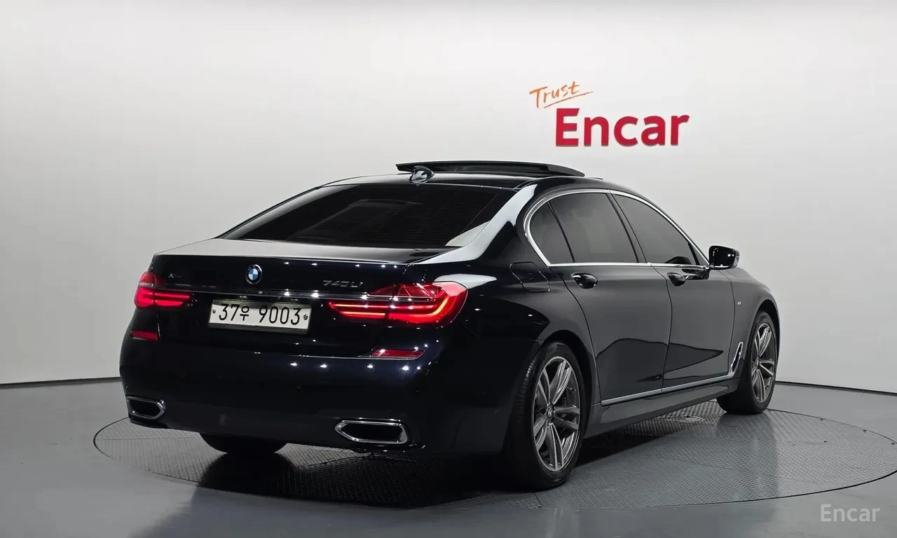 BMW 740 XDRIVE/ОБДУХВАНЕ/ПАНОРАМА/360, снимка 4 - Автомобили и джипове - 55447822