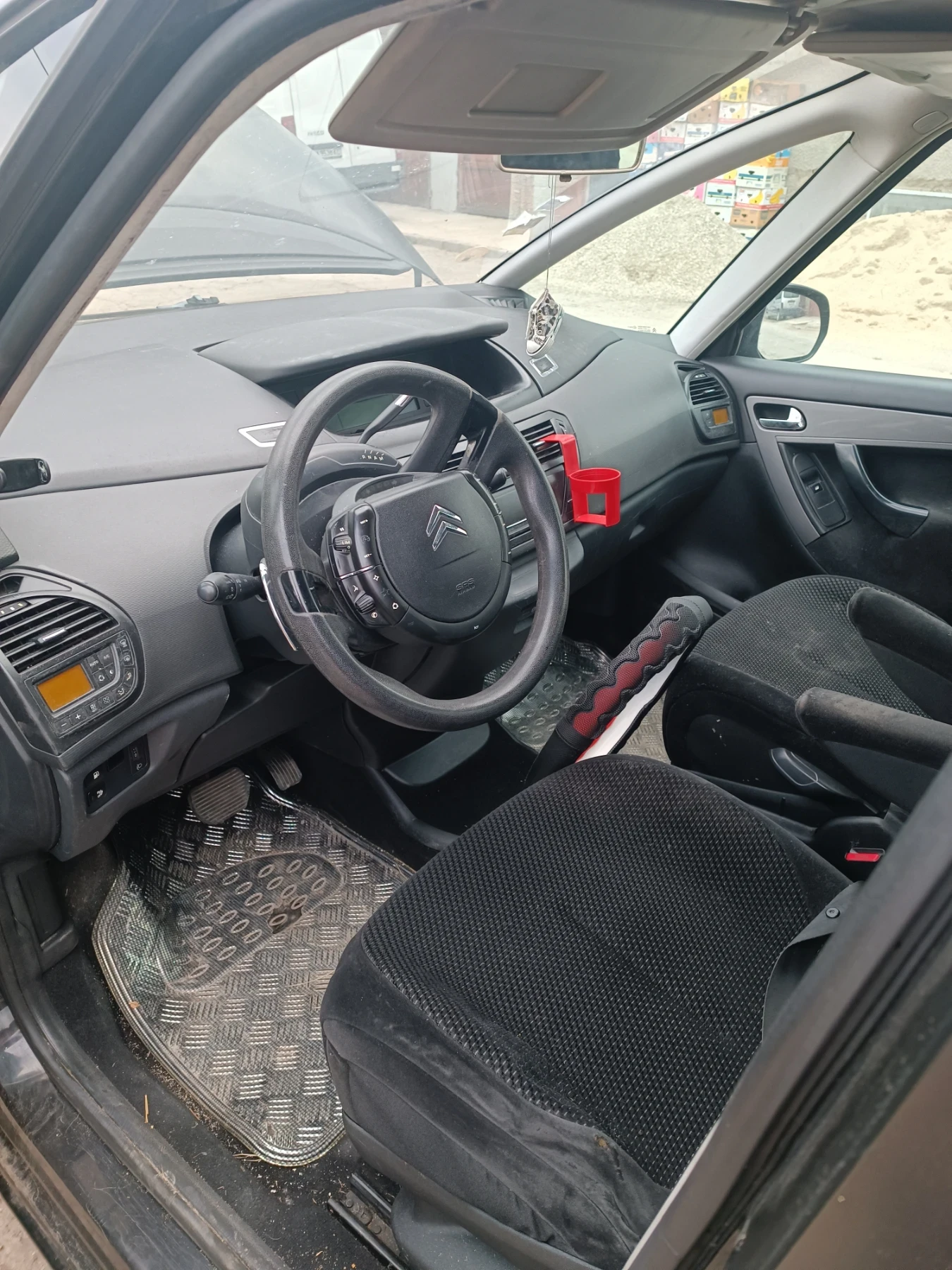 Citroen C4 Picasso, снимка 11 - Автомобили и джипове - 55933539