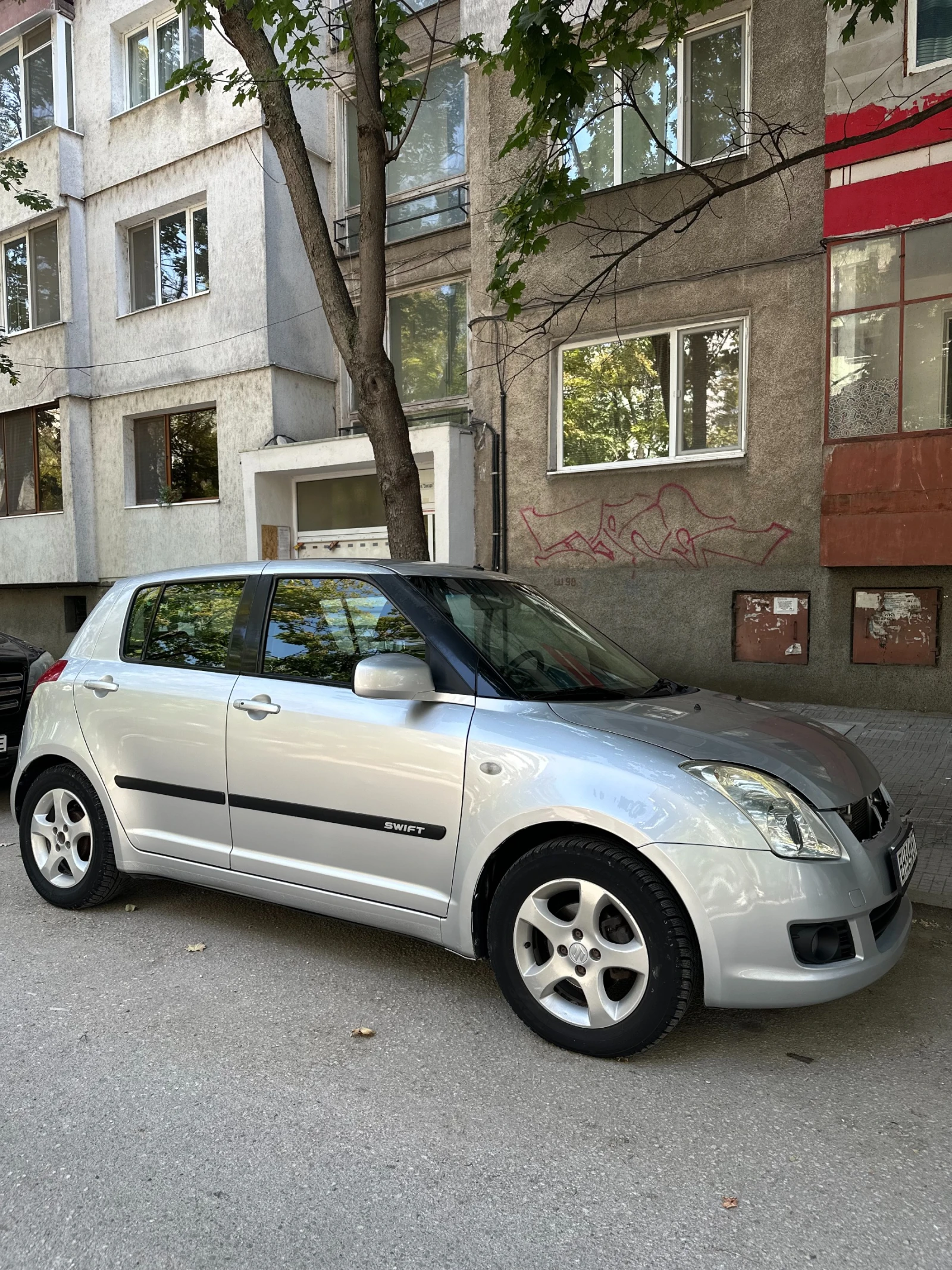 Suzuki Swift 1.3, снимка 3 - Автомобили и джипове - 56008284
