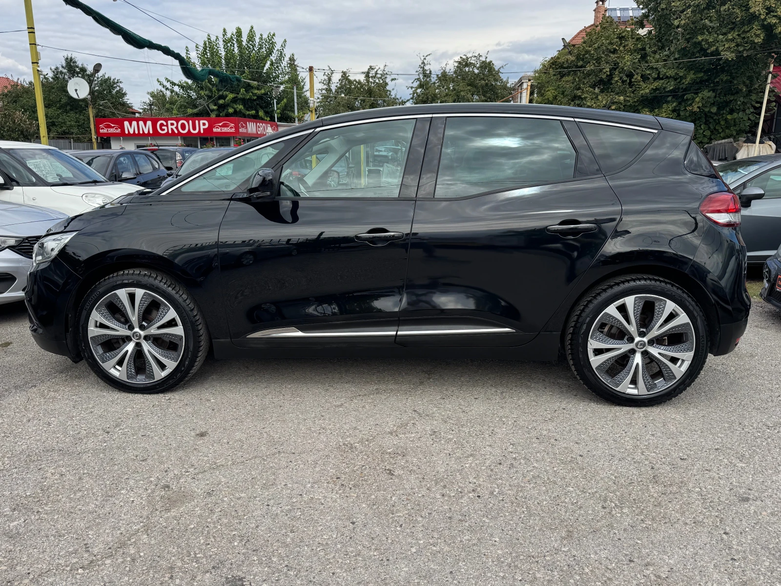 Renault Scenic 1.5DCI-BOSE-AVTOMAT-ЛИЗИНГ, снимка 2 - Автомобили и джипове - 56081533