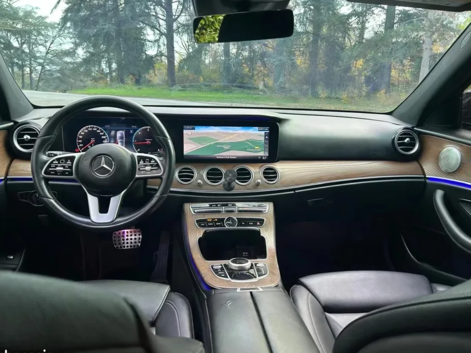 Mercedes-Benz E 220 Digital cockpit* Sport line* , снимка 7 - Автомобили и джипове - 56131968