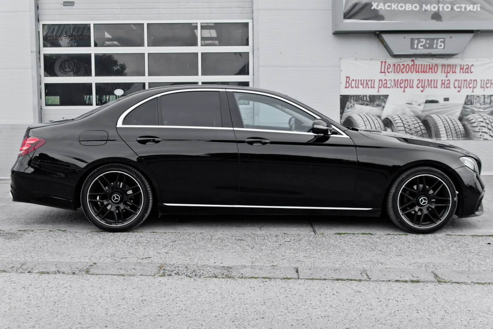 Mercedes-Benz E 220 D* AMG PACK* , снимка 8 - Автомобили и джипове - 56166419