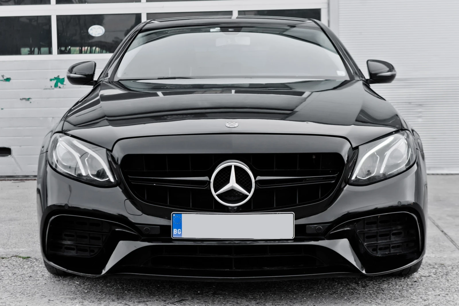 Mercedes-Benz E 220 D* AMG PACK* , снимка 2 - Автомобили и джипове - 56166419