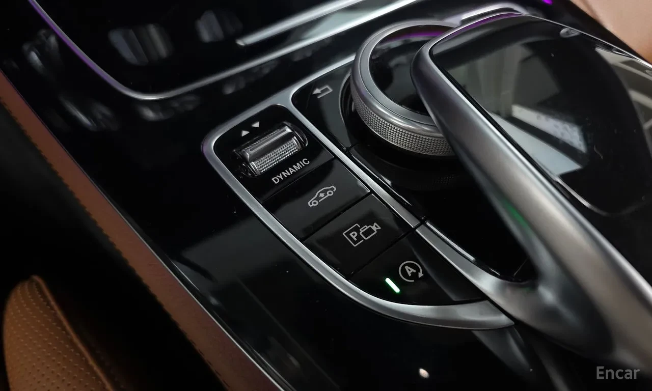Mercedes-Benz E 400 4MATIC COUPE / BURMESTER / AIRMATIC / ОБДУХ / HUD, снимка 14 - Автомобили и джипове - 56314238