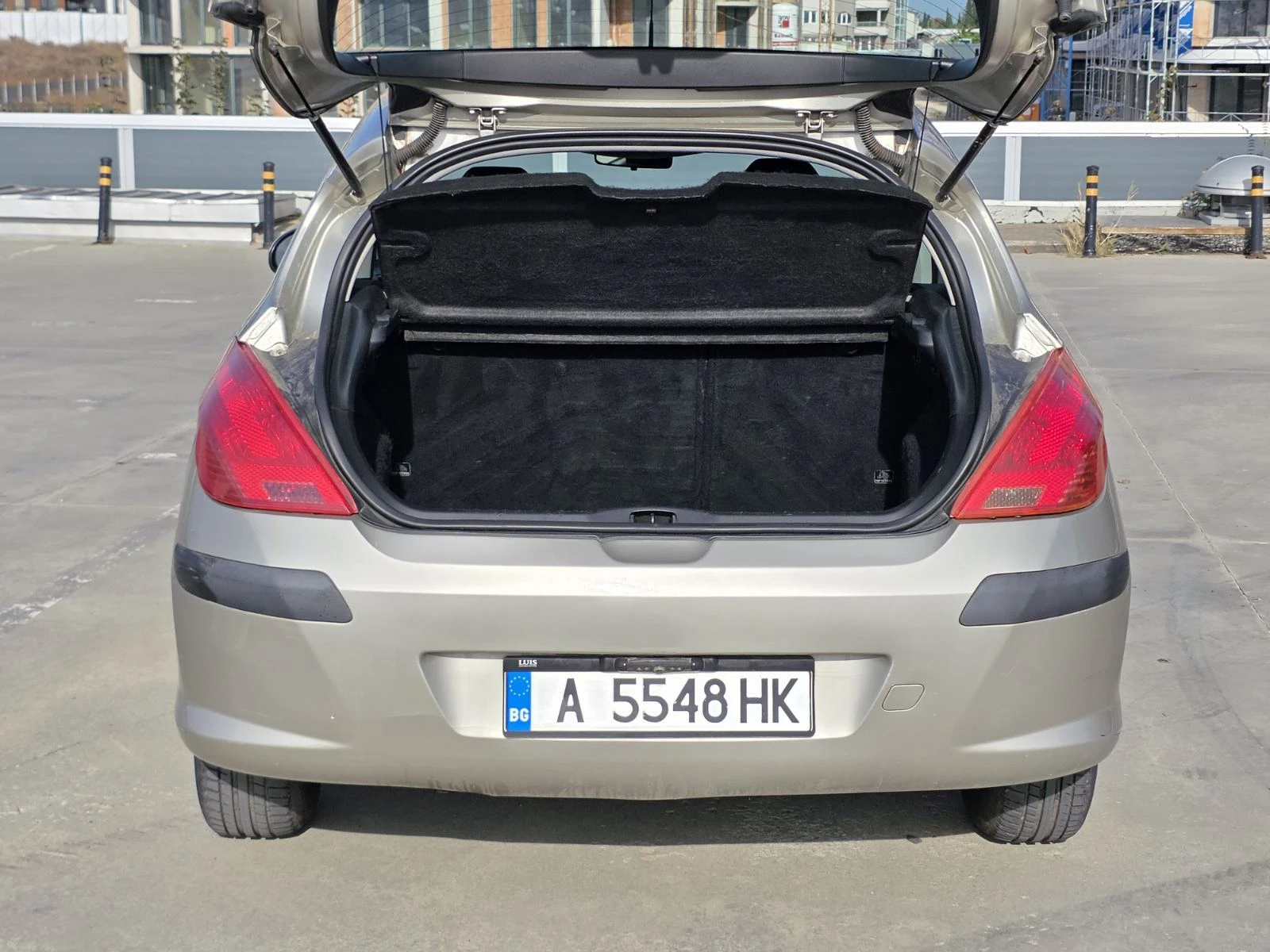 Peugeot 308 1.6 VTI, снимка 9 - Автомобили и джипове - 56413907