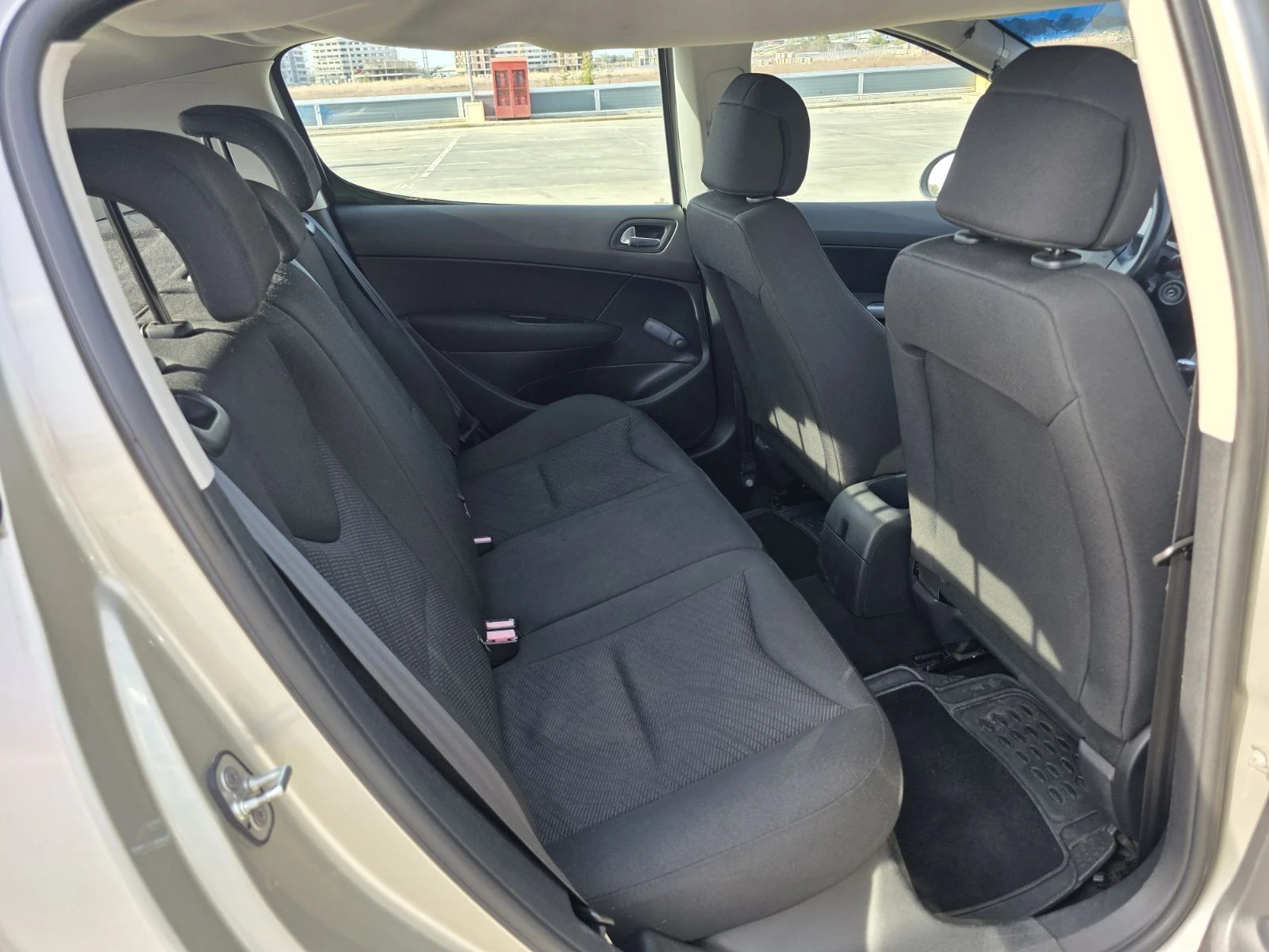 Peugeot 308 1.6 VTI, снимка 13 - Автомобили и джипове - 56413907