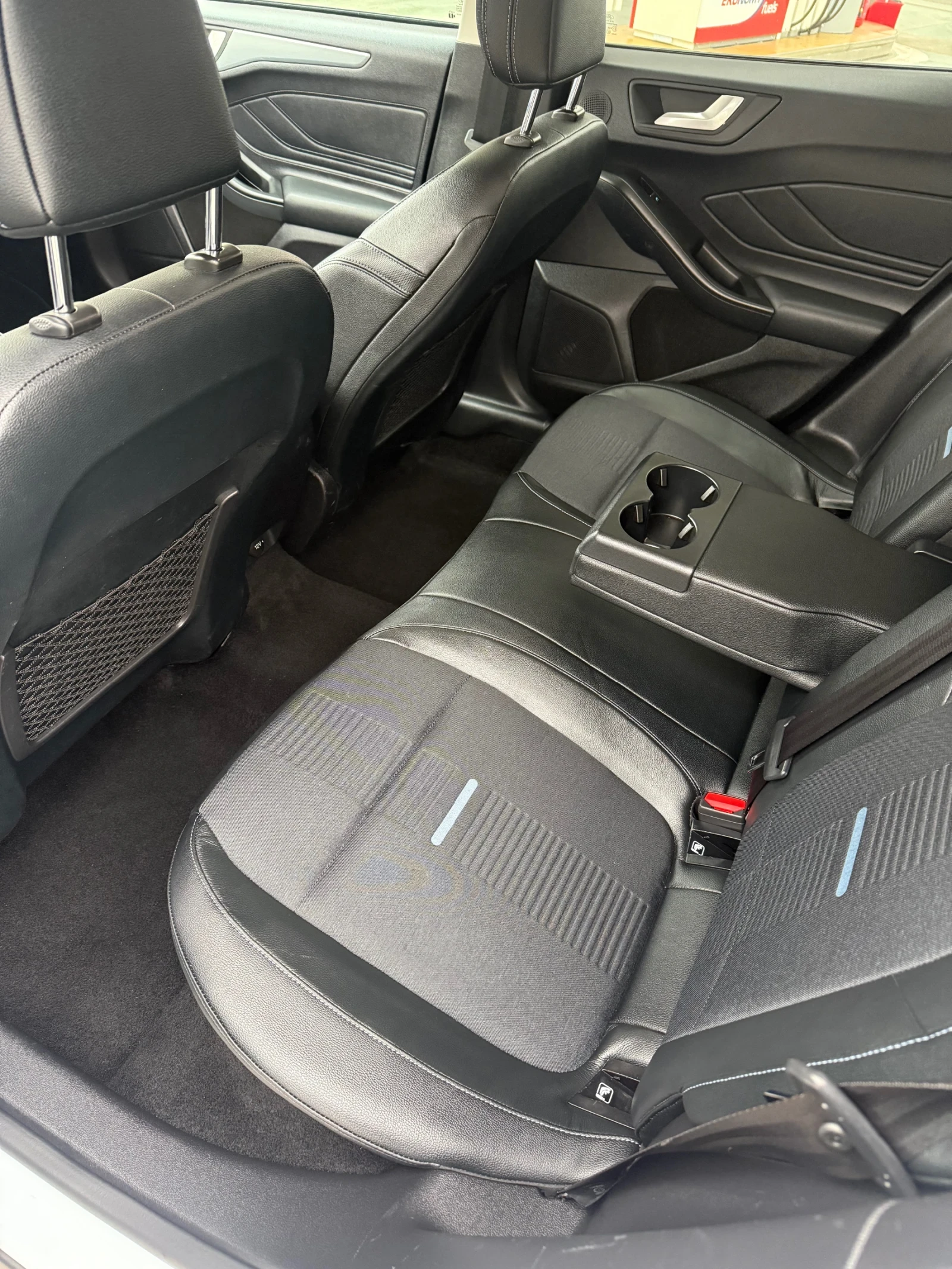 Ford Focus 2.0d/150кс/ST/Aktive/FULL, снимка 11 - Автомобили и джипове - 56698315