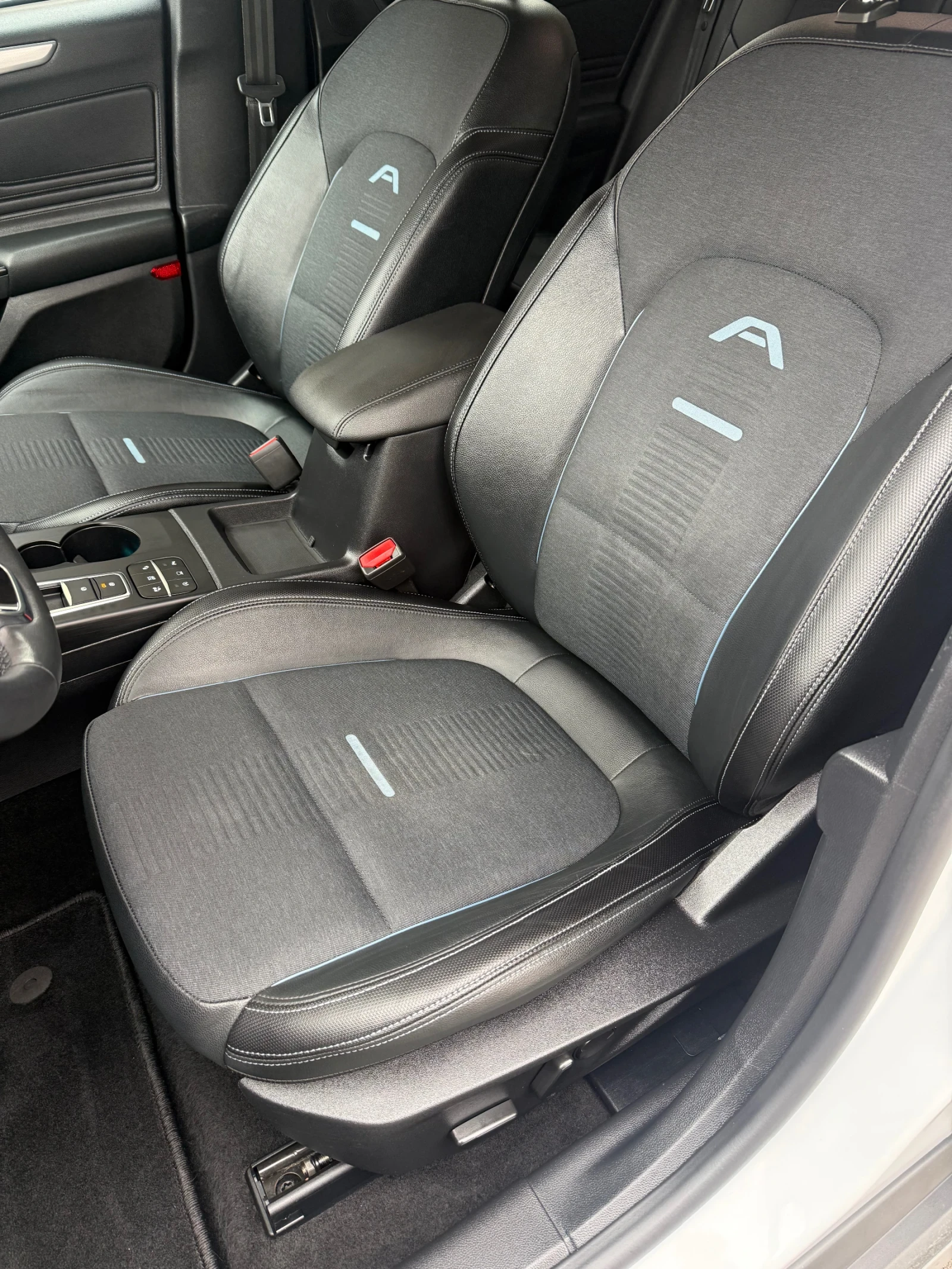 Ford Focus 2.0d/150кс/ST/Aktive/FULL, снимка 9 - Автомобили и джипове - 56698315