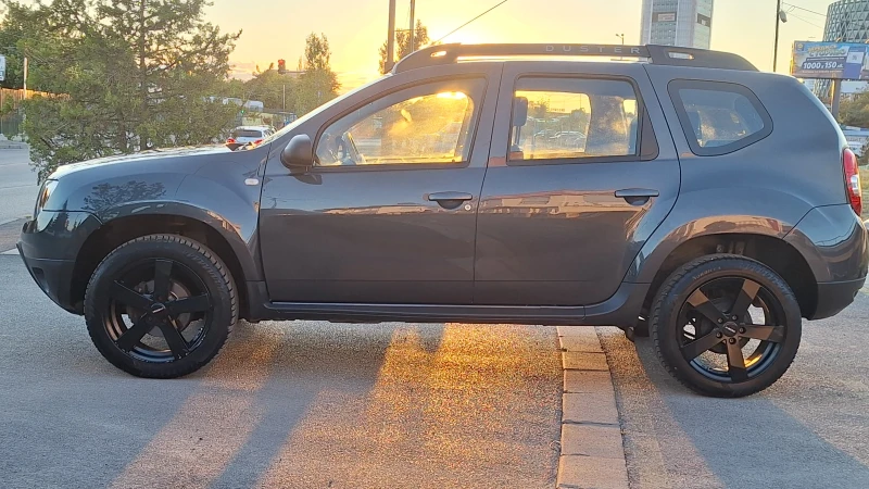 Dacia Duster 1.6 4x4 Rs Dacia black Swiss Edtion Navi Park, снимка 5 - Автомобили и джипове - 46850861