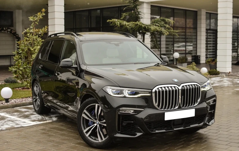 BMW X7  3.0d xDrive M-Pack, снимка 3 - Автомобили и джипове - 48821098