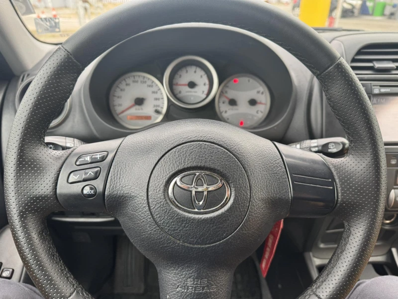 Toyota Rav4 2.0 TDI, снимка 8 - Автомобили и джипове - 49154199