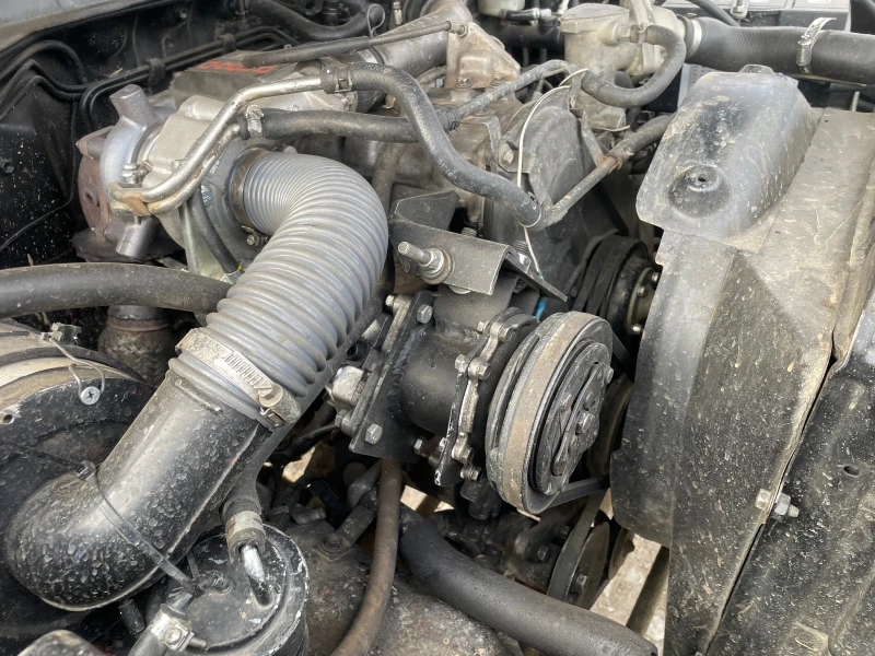 Toyota Land cruiser 2.4 дизел Италия, снимка 13 - Автомобили и джипове - 50311150