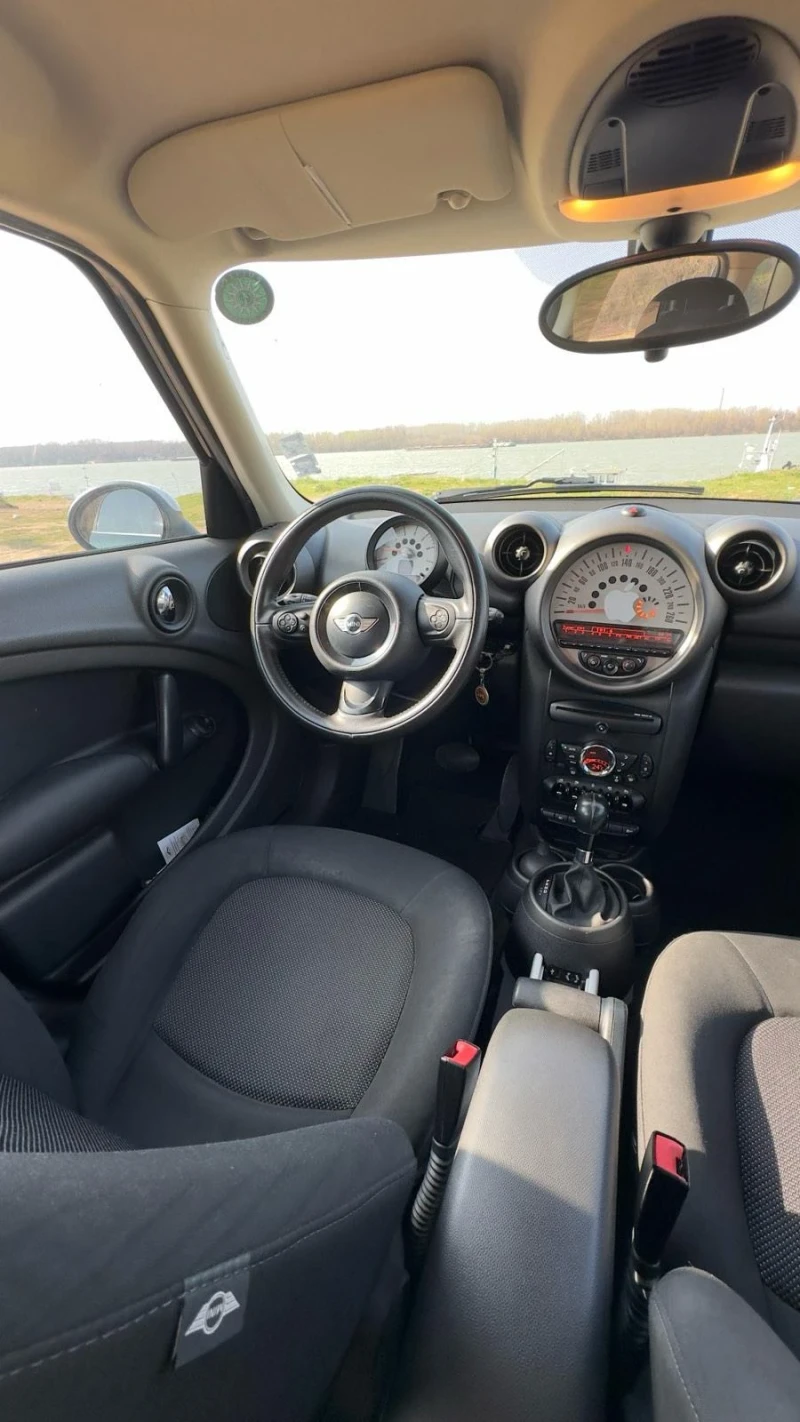 Mini Countryman, снимка 9 - Автомобили и джипове - 52588903