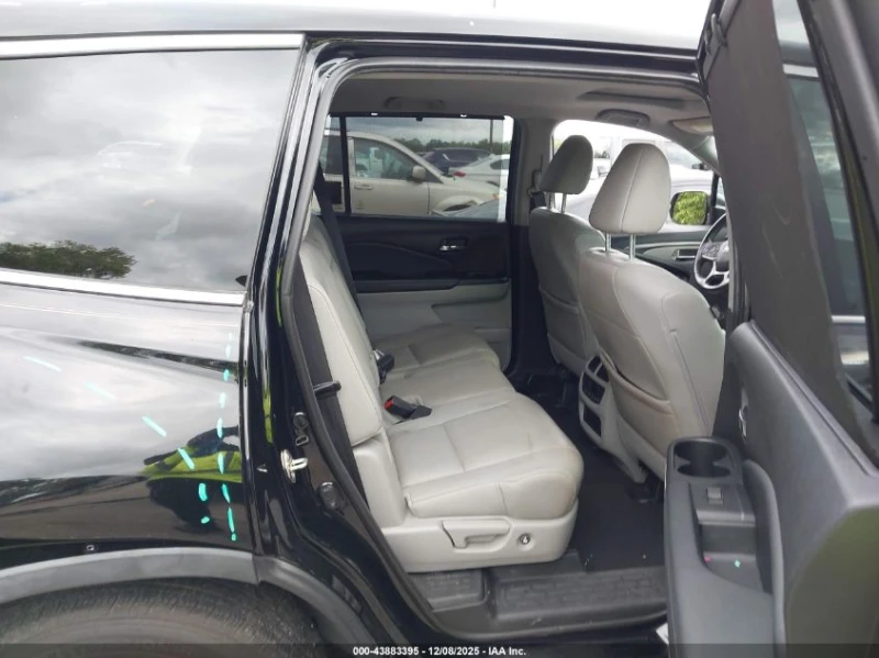 Honda Pilot 3.5L V-6 DI, VVT, 280HP Front Wheel Drive, снимка 14 - Автомобили и джипове - 52915378