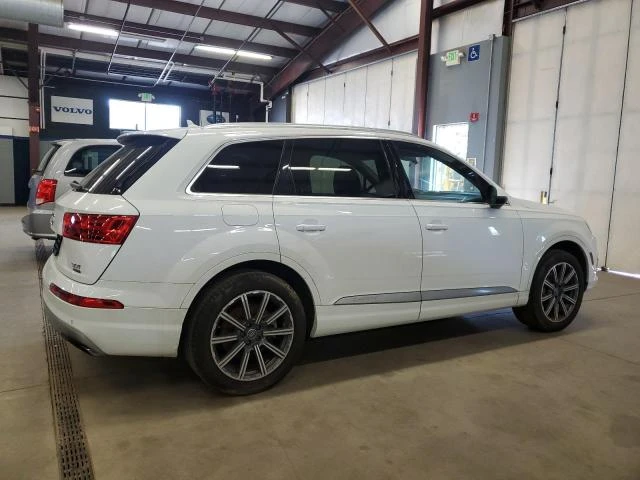 Audi Q7 Подгрев* Камера* Keyless* Панорама, снимка 3 - Автомобили и джипове - 48482729