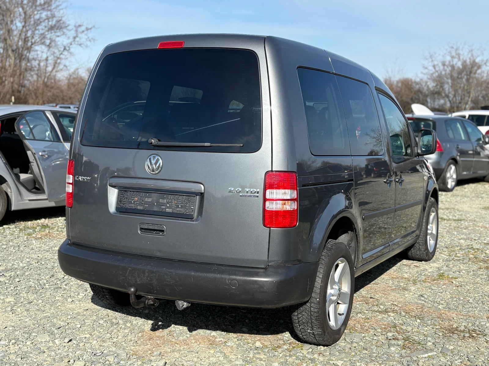 VW Caddy 2.0TDI 4MOTION, снимка 4 - Автомобили и джипове - 52255943