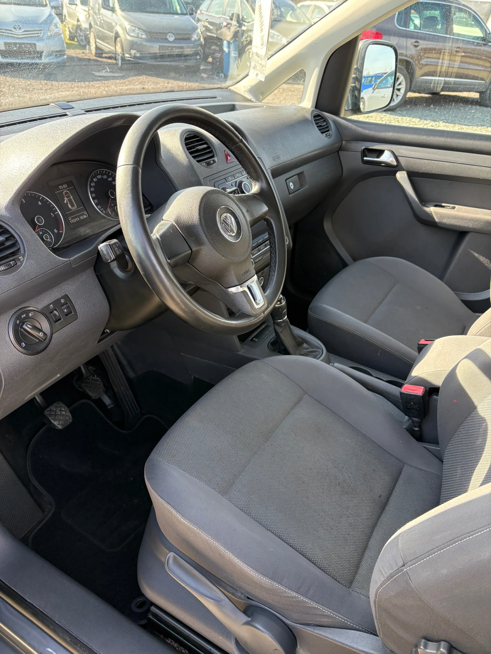 VW Caddy 2.0TDI 4MOTION, снимка 7 - Автомобили и джипове - 52255943