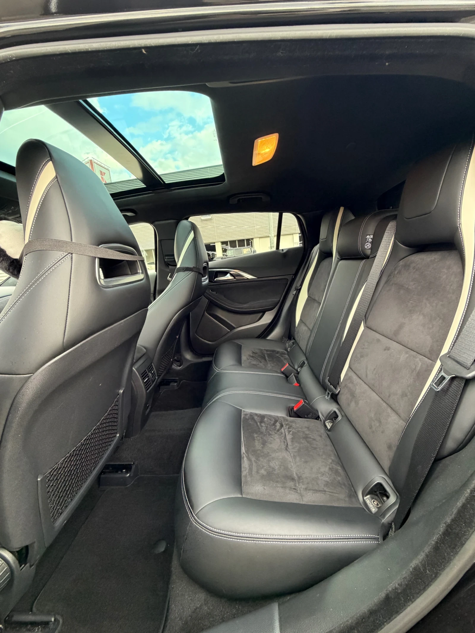 Infiniti Q30, снимка 6 - Автомобили и джипове - 54172953