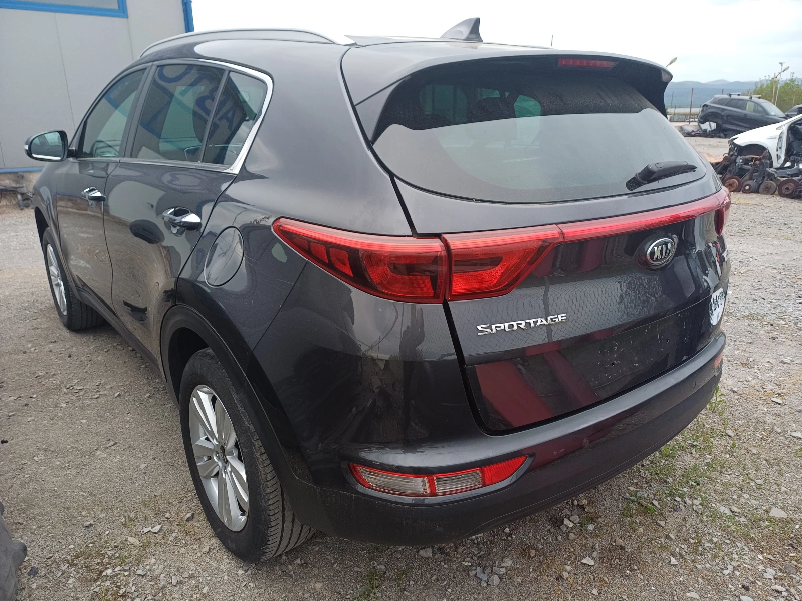 Kia Sportage 1.6gdi-на части, снимка 3 - Автомобили и джипове - 54458351