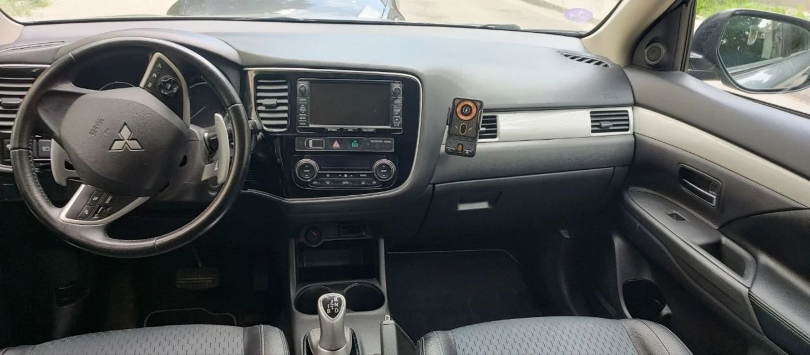 Mitsubishi Outlander, снимка 3 - Автомобили и джипове - 54725454