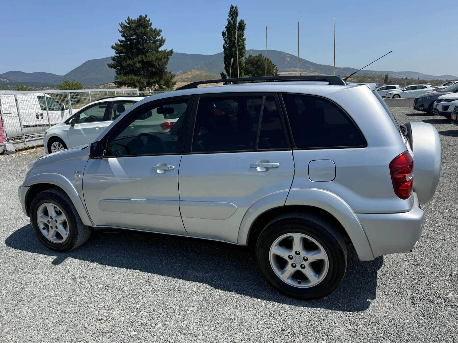Toyota Rav4 (KATO НОВА), снимка 9 - Автомобили и джипове - 55627699