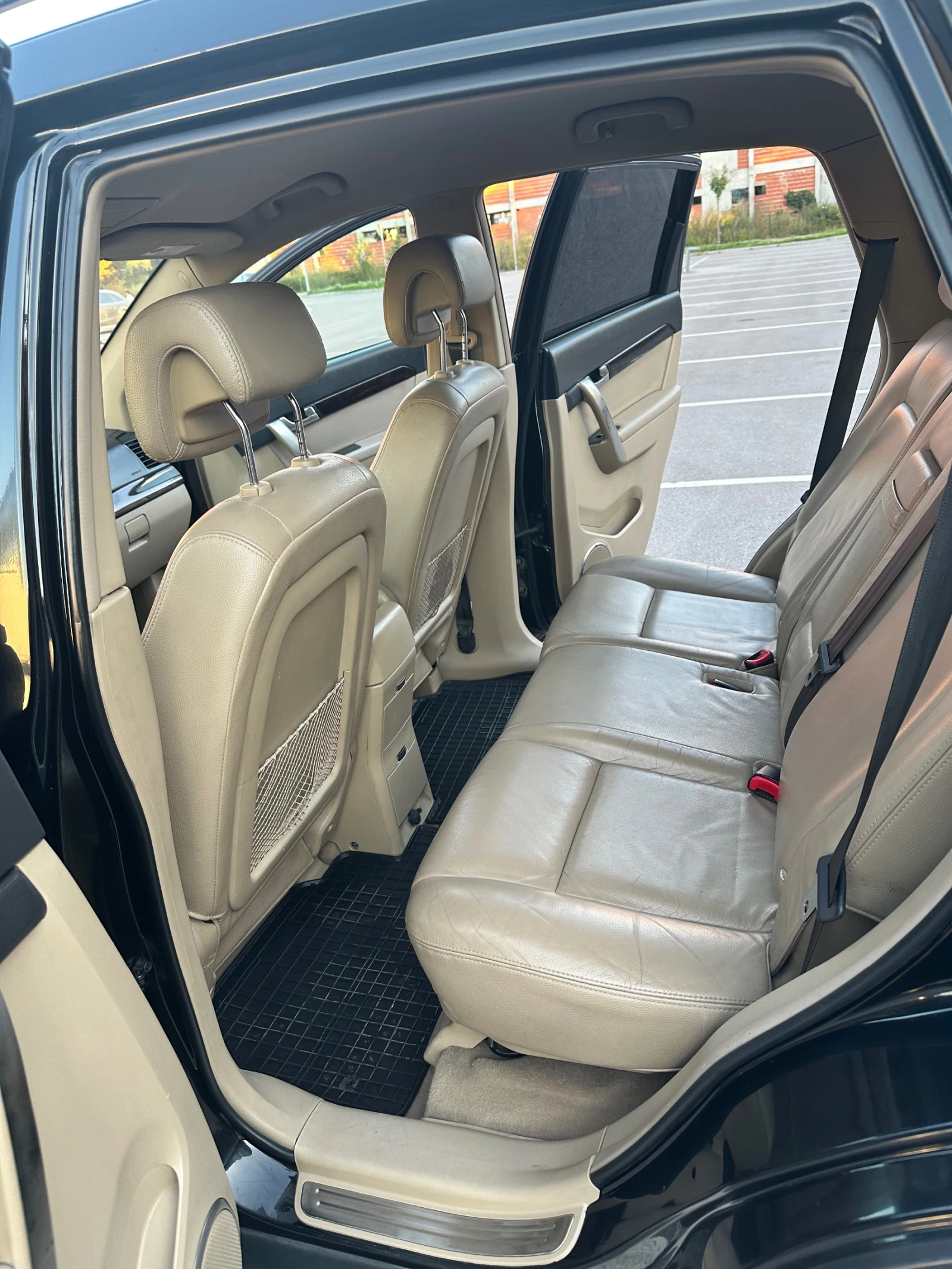 Chevrolet Captiva, снимка 7 - Автомобили и джипове - 56649797